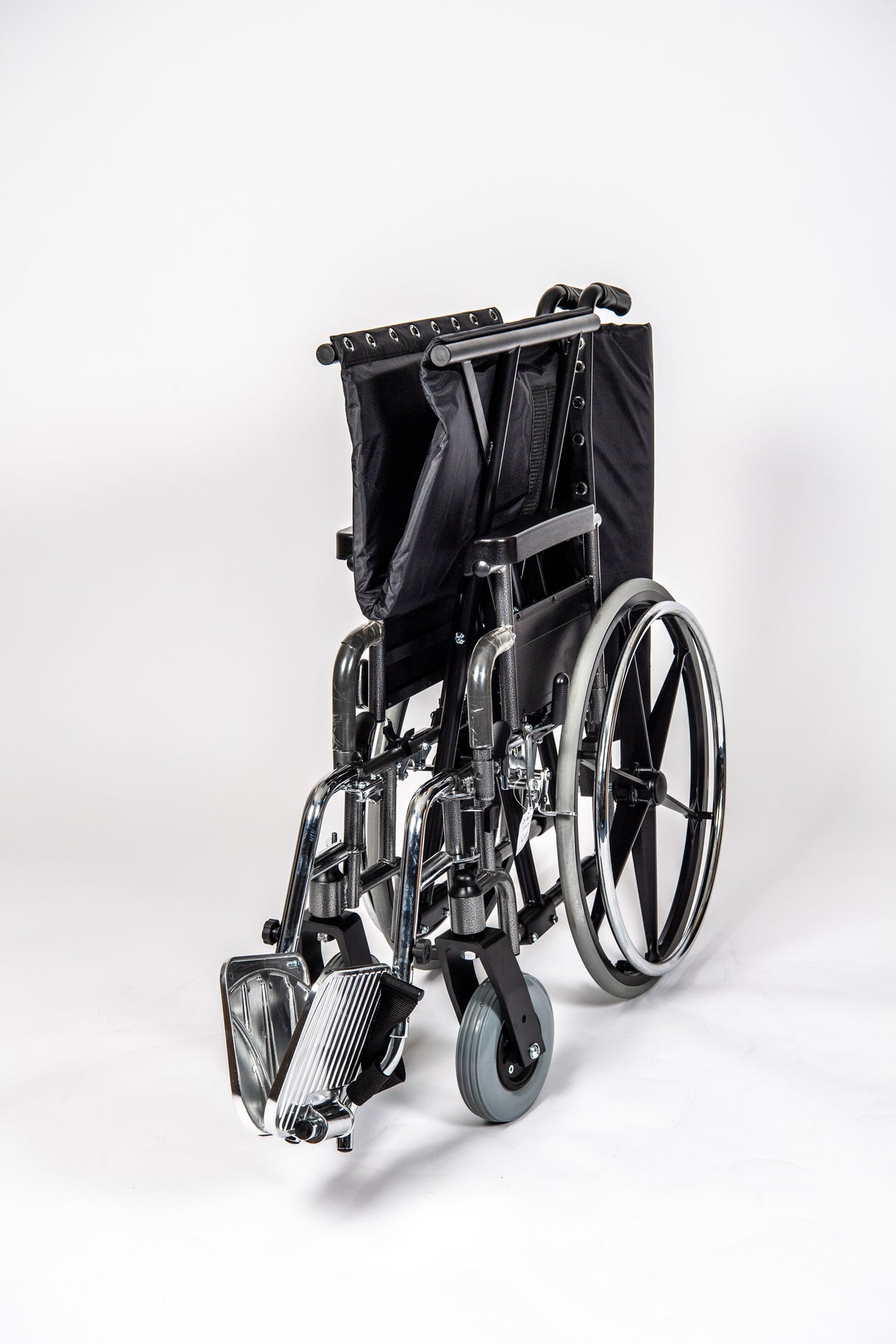 Heavy-Duty Super Folding Wheelchair