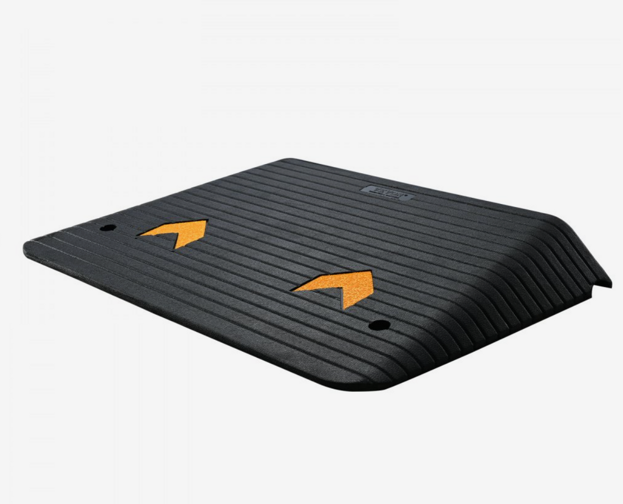 VEVOR Rubber Threshold Ramp – 3" Rise, 35.5" x 18", 33,069 lbs Capacity, Non-Slip Surface, Built-in Cable Channel