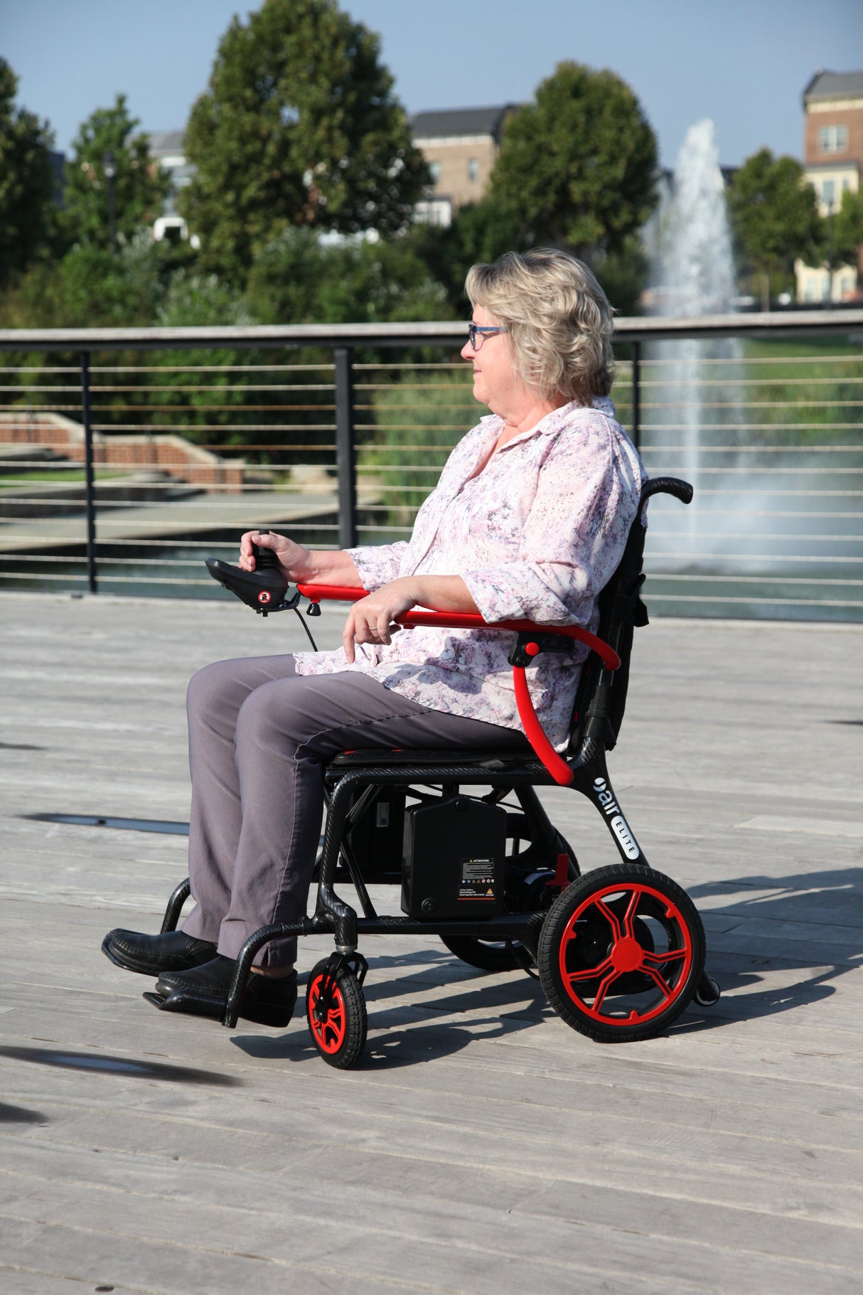 FeatherLite Air Elite Pro Carbon – Ultra-Lightweight Folding Power Chair