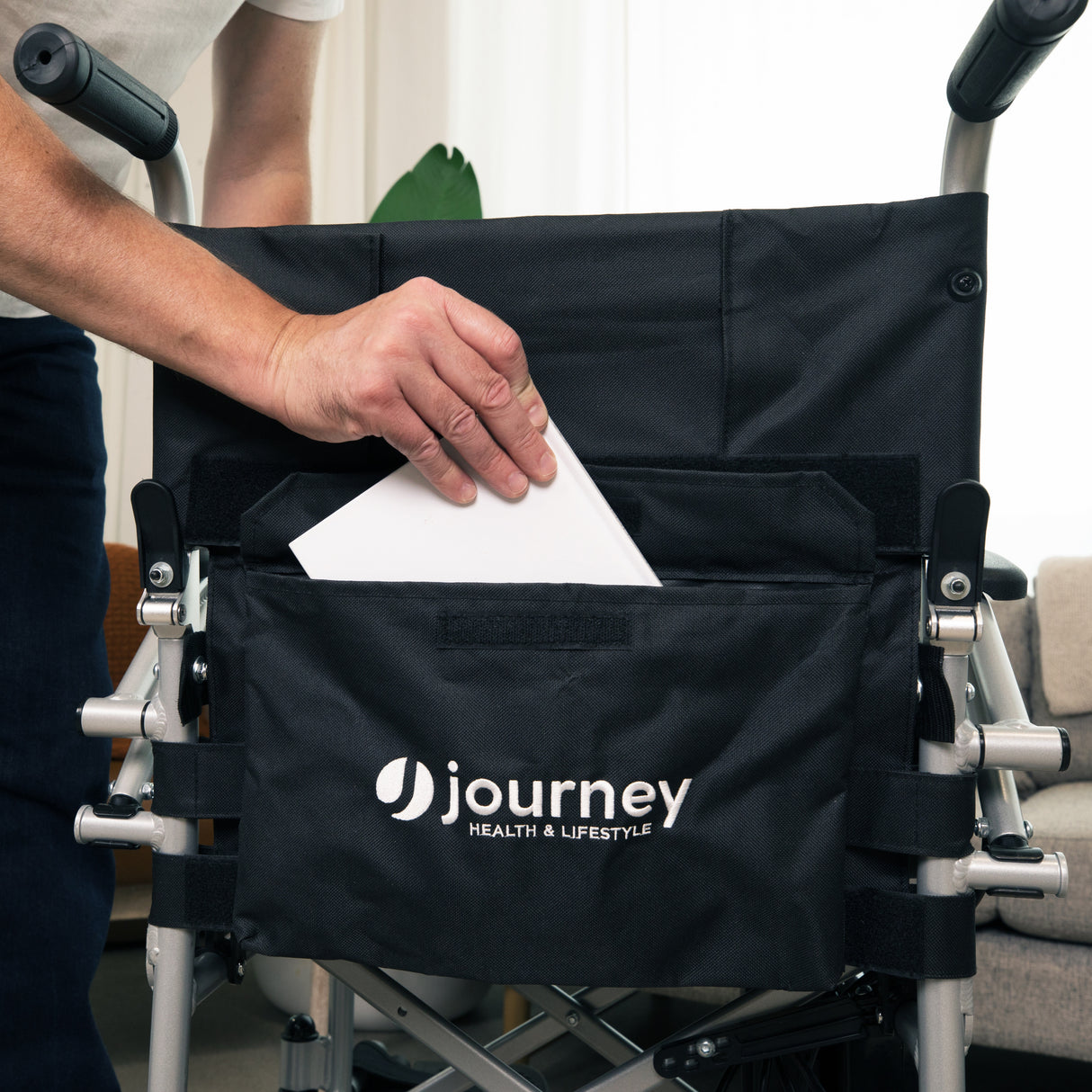 Air – Ultra-Light Folding Power Chair for Effortless Everyday Mobility